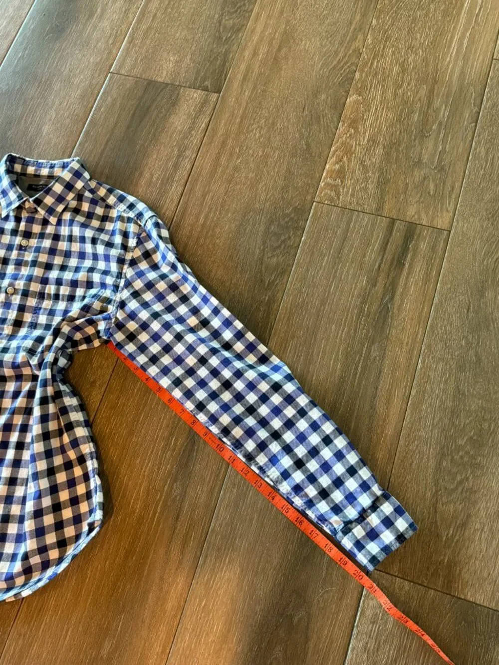 Banana Republic Men's Luxe Flannel Camden Fit blue/white check shirt size small